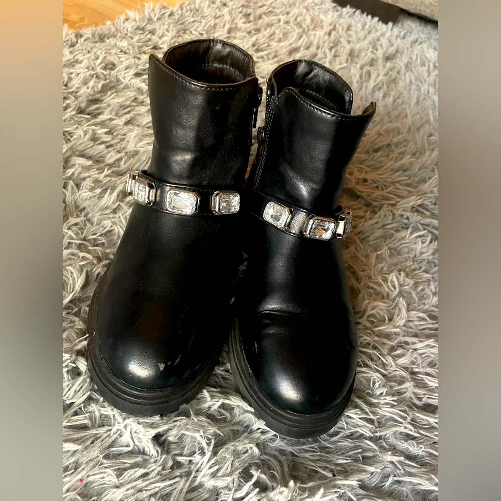 Art Class Girls Boots *Pre-owned*